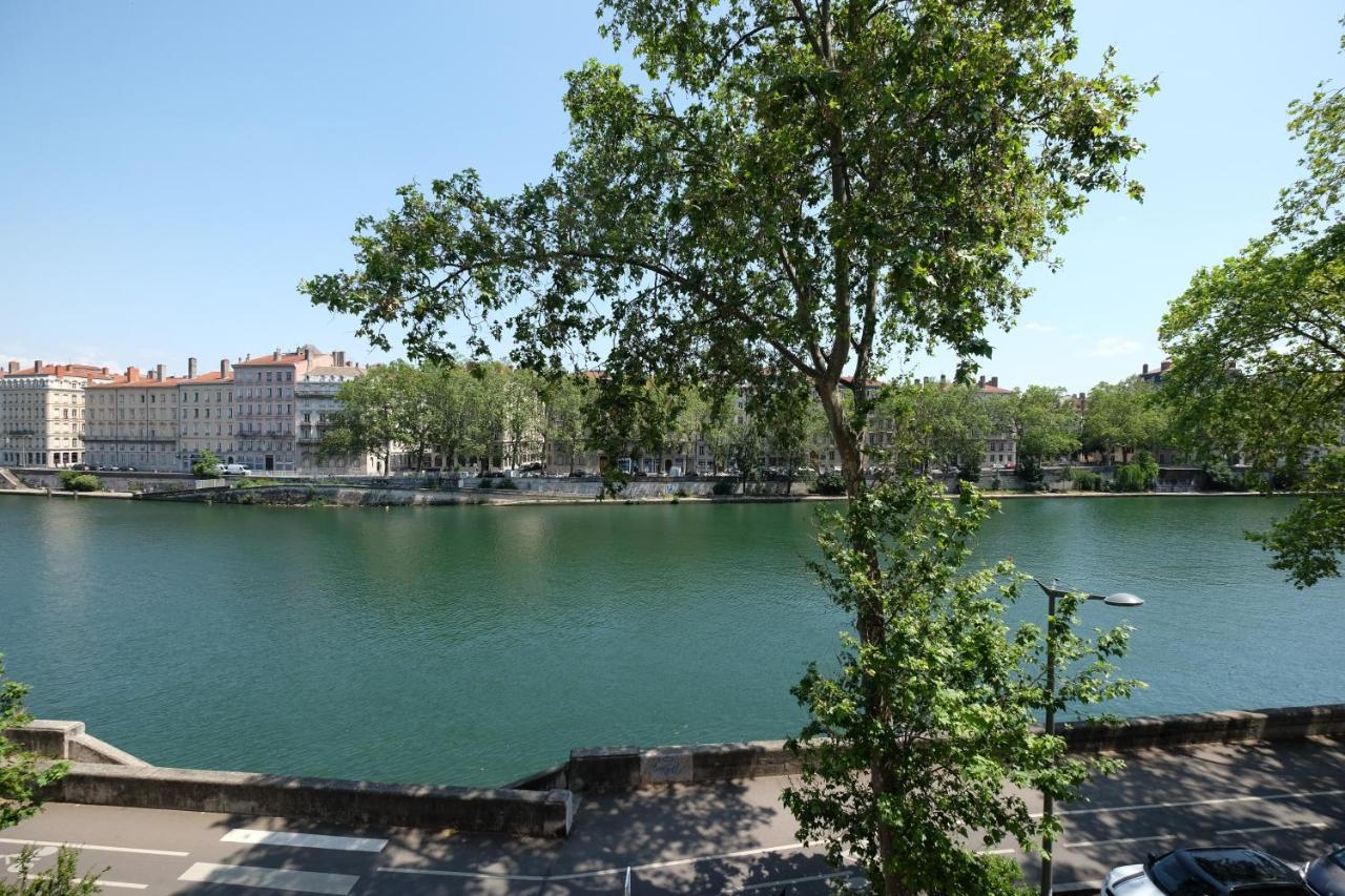 Honore Suite Vue Saone Lyon Exterior photo